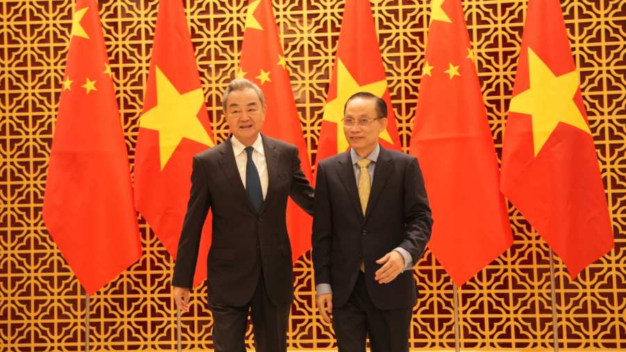 Chinese Foreign Minister Wang Yi Meets with Vietnamese Foreign Minister Le Hoai Trung