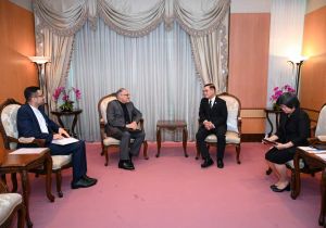 Thai Foreign Minister holds a discussion with the Ambassador of Iran to Thailand