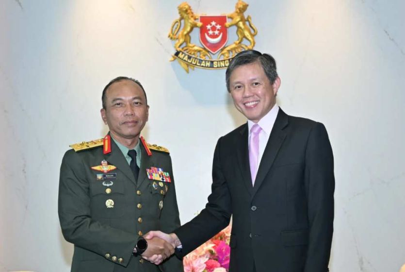 Malaysian Armed Forces Chief of Defence Forces Makes Introductory Visit to Singapore