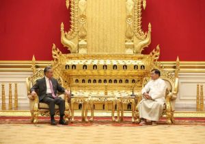 Myanmar&rsquo;s President Min Aung Hlaing&ensp;Meets&ensp;with Chinese Foreign Minister  Wang Yi