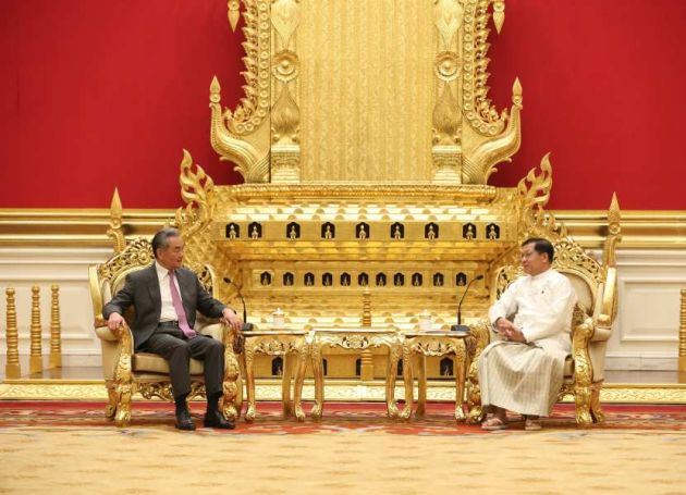 Myanmar&rsquo;s President Min Aung Hlaing&ensp;Meets&ensp;with Chinese Foreign Minister  Wang Yi