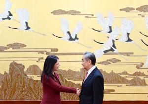 Chinese Foreign Minister Meets with President of the 80th Session of the United Nations General Assembly 
