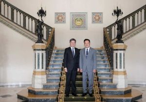 Thai Prime Minister meets with Singaporean Coordinating Minister for Public Services and Minister for Defense