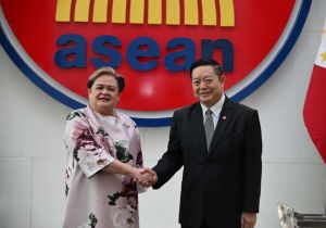 The Secretary of Foreign Affairs of the Philippines visits ASEAN Headquarters/ASEAN Secretariat