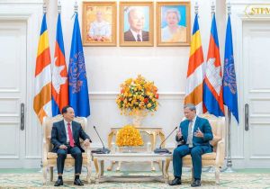 Cambodia, Vietnam to Continue Strengthening and Expanding Traditional Cooperation as Good Neighbours
