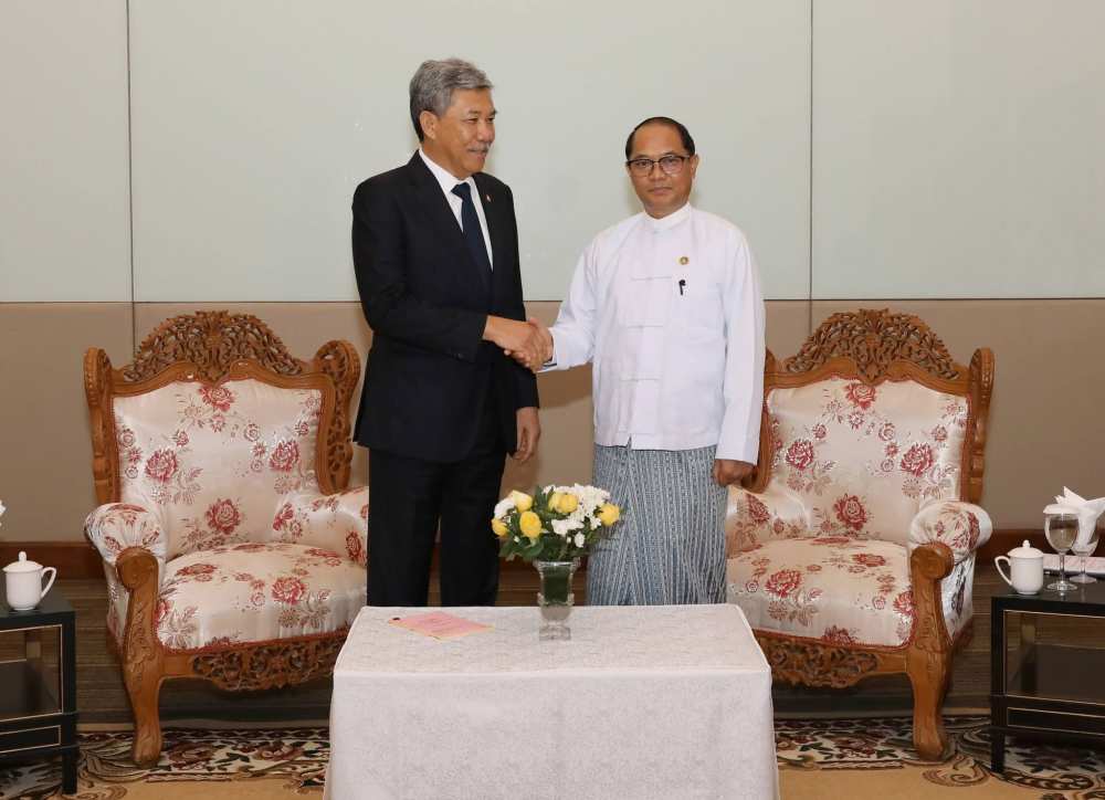 Foreign Ministers of Myanmar and Malaysia hold Bilateral Meeting