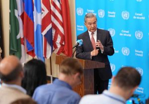 Chinese Foreign Minister Talks about China&rsquo;s Expectations for the Election of U.N. Secretary-General