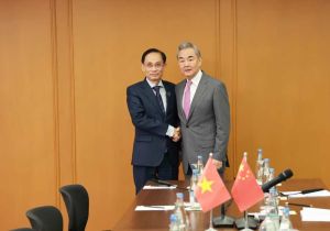 Chinese Foreign Minister Wang Yi Meets with Vietnamese Foreign Minister Le Hoai Trung