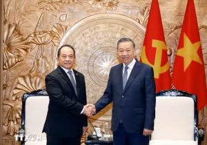 Vietnam treasures ties with Philippines, top Vietnamese leader says