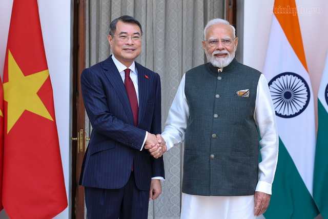 Vietnam is important pillar of India&rsquo;s Act East Policy: Indian Prime Minister Modi