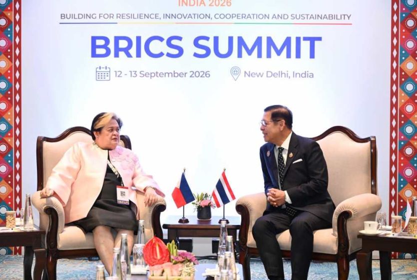Thai Deputy Prime Minister and Foreign Minister meets with the Secretary of Foreign Affairs of the Philippines 