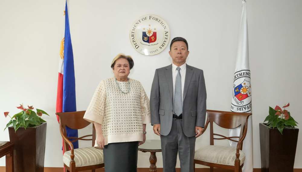 Philippine Foreign Secretary Summons Chinese Ambassador Over Recent Remarks  