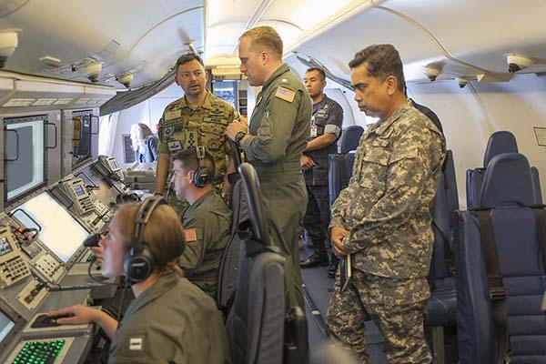 Vvip Crown The Crown Prince of Brunei goes on a VVIP flight in a U.S. Navy P-8 ...