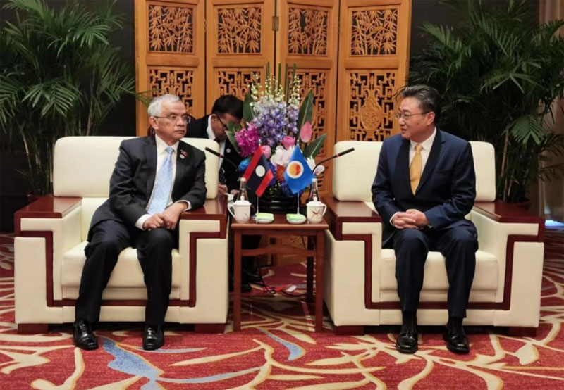 Secretary General of ASEAN-China Centre Calls on Vice President of Lao ...