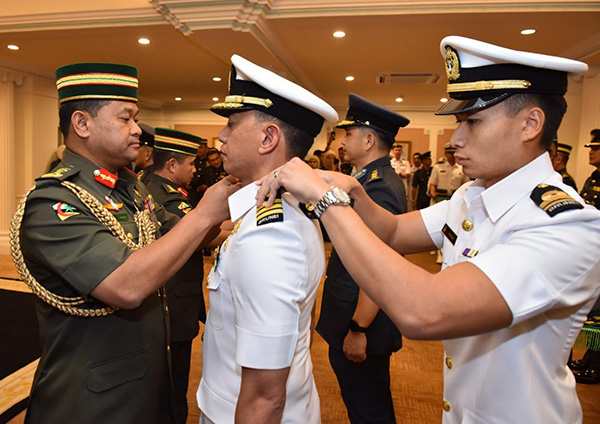 19 Royal Brunei Armed Forces (RBAF) senior officers promoted - ASEAN ...