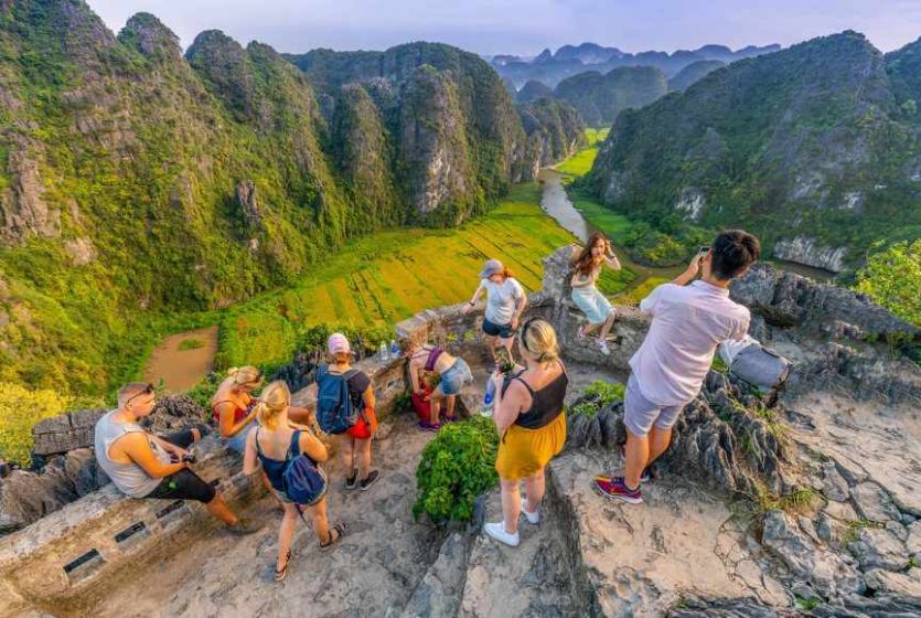 Vietnam waives visas for citizens from 12 countries until March 2028