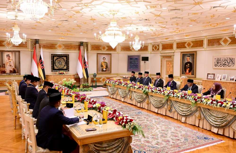 Indonesian President, Brunei’s Sultan Discuss Strengthening Strategic Cooperation   
