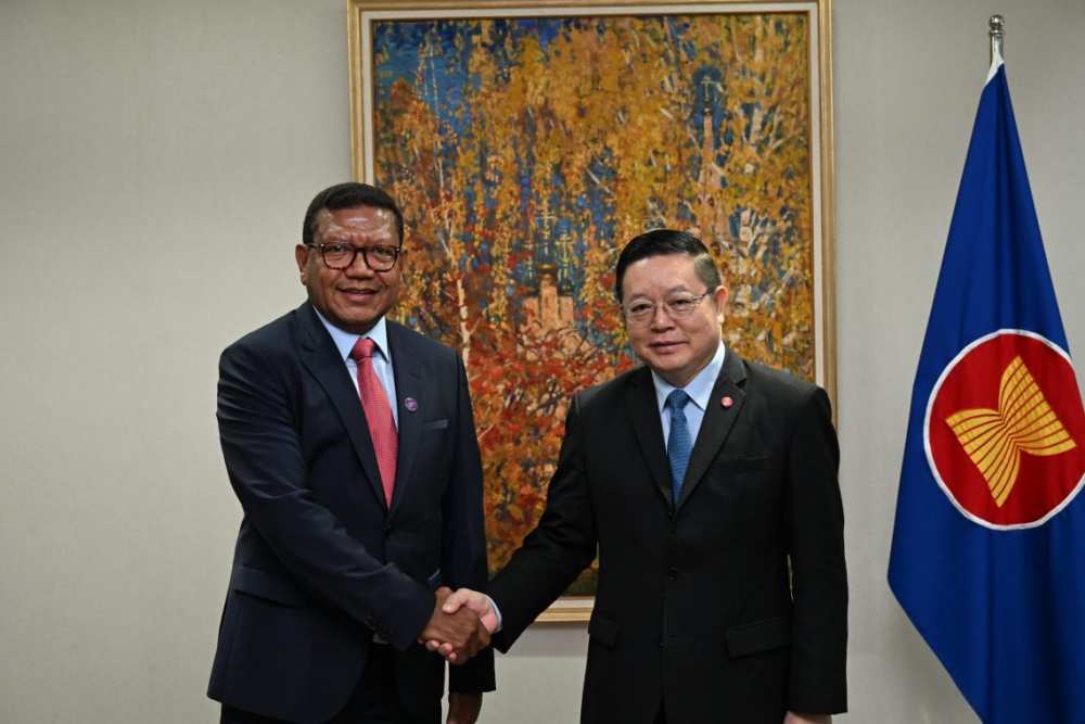 Secretary-General of ASEAN meets with General Secretary of g7+