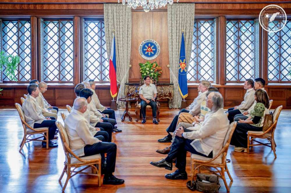 PH President to Hollywood filmmakers: Showcase PH as seen through the eyes of Filipinos
