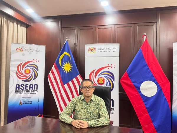 Laos, Malaysia Strengthen Bilateral Ties Ahead of ASEAN Summit