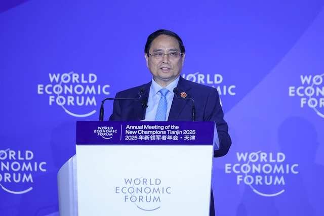 Vietnamese Prime Minister calls on Asia to pioneer in promoting global economic integration, linkages