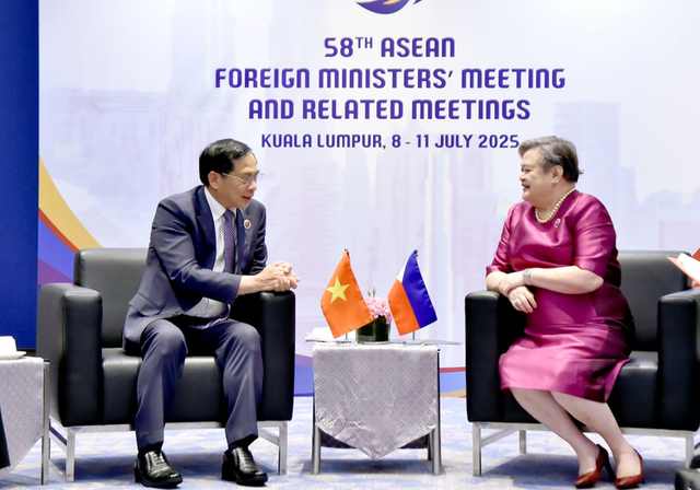 Vietnamese Foreign Minister meets Philippine, Timor-Leste Foreign Ministers in Kuala Lumpur