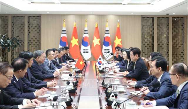 Vietnamese Party Chief  To Lam holds summit meeting with South Korean President Lee Jae Myung