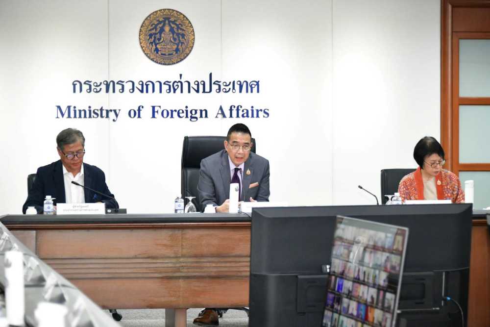 Thai Foreign Minister chairs a special meeting with Thai Ambassadors ...