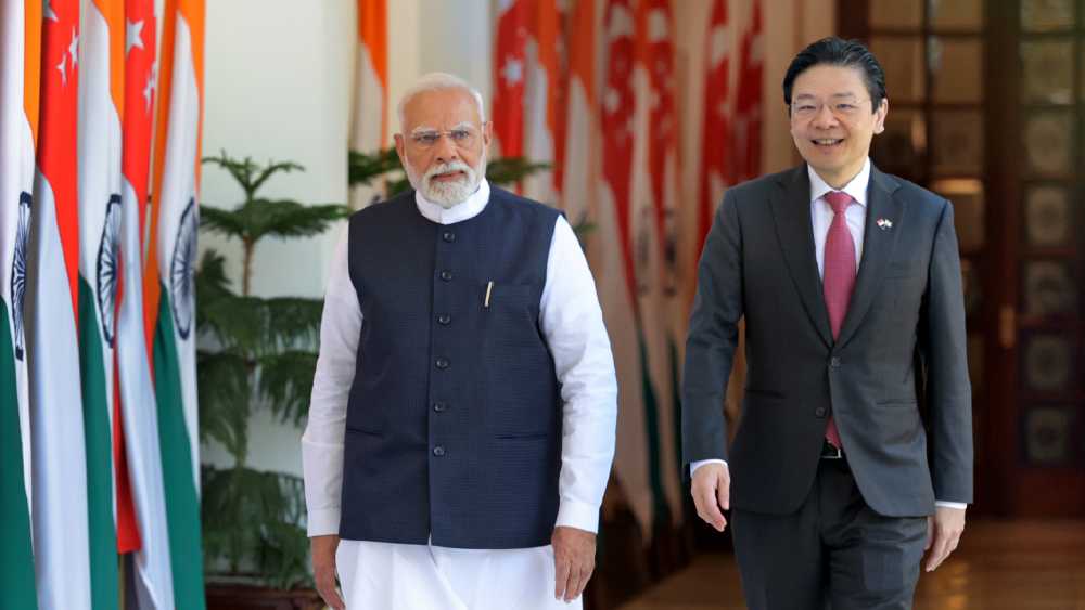 Singapore Prime Minister Pays an Official Visit to India  