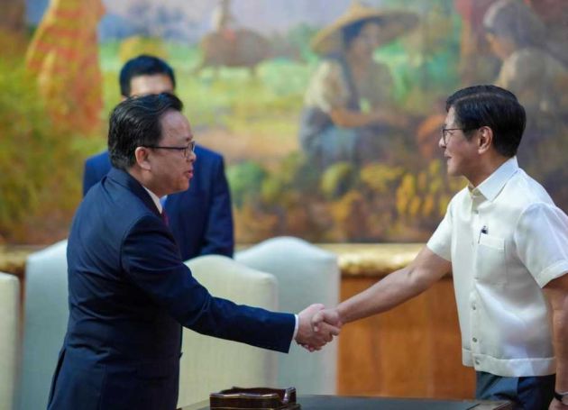 Philippine President receives outgoing Chinese envoy in farewell courtesy call