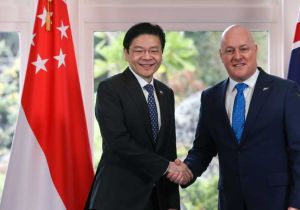 Singapore Prime Minister Pays an Official Visit to New Zealand 