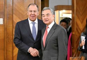 Foreign Ministers of China and Russia Emphasize the Importance of Safeguarding the Outcomes of the Victory of World War II