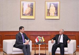 Bruneian Prime Minister&rsquo;s Office and Minister of Defence II receives farewell call from High Commissioner of Singapore to Brunei 