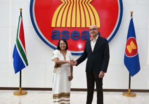Deputy Secretary-General of ASEAN receives a courtesy call from the Minister of Tourism of South Africa