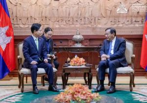 Cambodian Deputy Prime Minister receives an introductory call from South Korean Ambassador to Cambodia