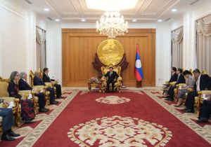 Lao President Receives Credentials from Foreign Envoys, Appoints New Lao Ambassadors