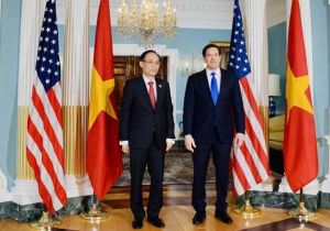 Cambodia and U.S. Optimistic About Boosting Bilateral Trade and Investment