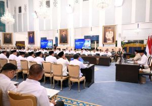 Indonesia&rsquo;s Rice Stocks Surge to 4 Million Tons   