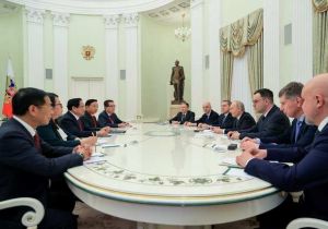 Vietnamese Prime Minister Pham Minh Chinh meets Russian President Putin in Moscow