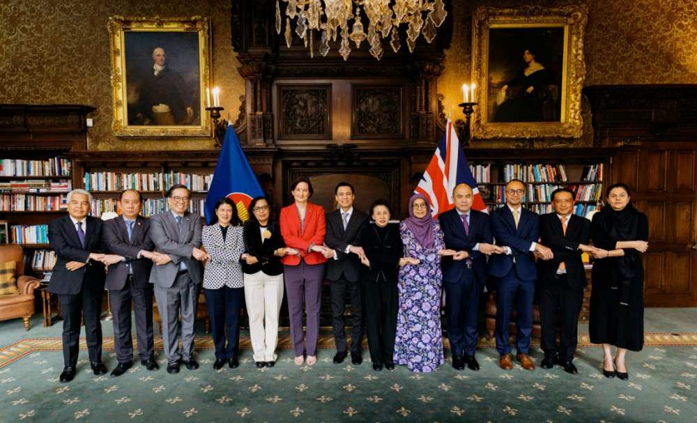 ASEAN and UK Mark Fifth Anniversary of Dialogue Partnership