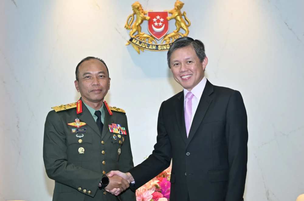 Malaysian Armed Forces Chief of Defence Forces Makes Introductory Visit to Singapore