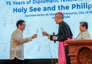 Philippine President honors diplomatic relations between the Philippines and Holy See