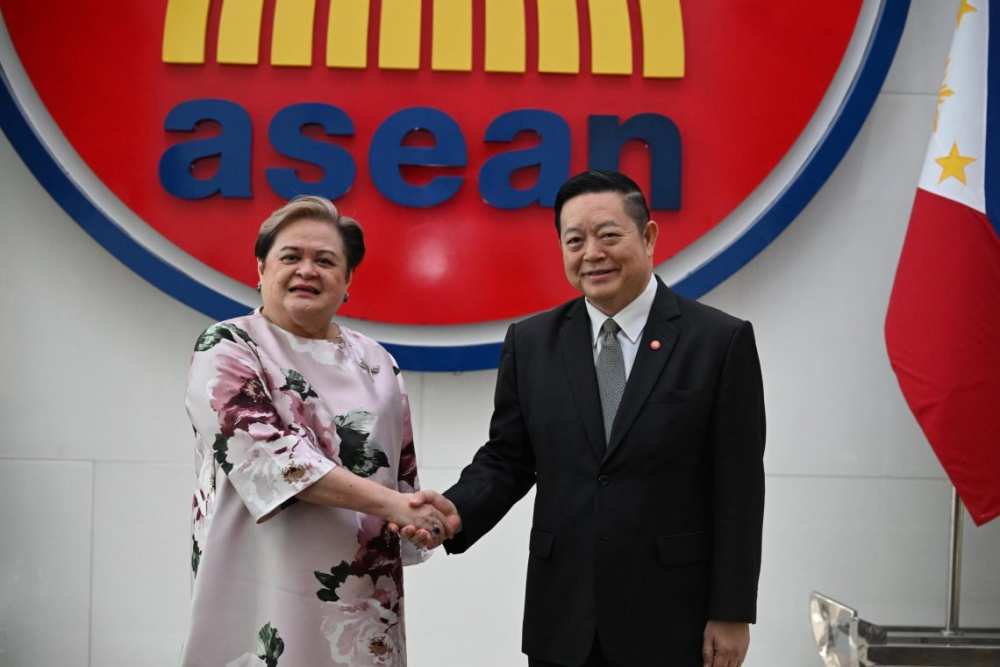 The Secretary of Foreign Affairs of the Philippines visits ASEAN Headquarters/ASEAN Secretariat
