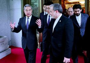 Chinese Foreign Minister Wang Yi Holds Talks&ensp;with Iranian Foreign Minister  
