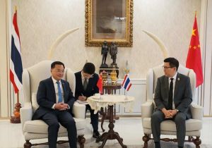Chinese Ambassador to Thailand meets with Thai Deputy Prime Minister and Finance Minister 