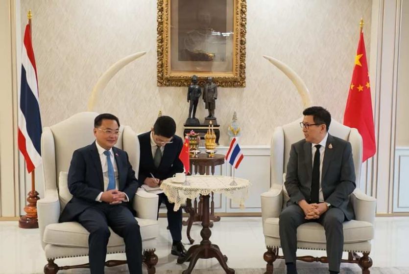 Chinese Ambassador to Thailand meets with Thai Deputy Prime Minister and Finance Minister 