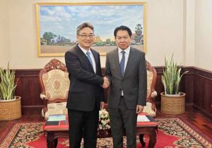 Lao Foreign Ministry Stands Ready to Work Together with ASEAN-China Centre to Expand Cooperation