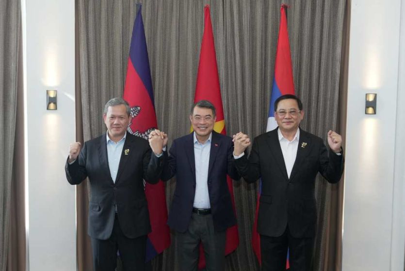PMs of Laos, Vietnam, Cambodia Discuss Stronger Trilateral Cooperation