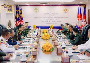 Cambodian, Malaysian Army Chiefs Reaffirm Support for Peaceful Regional Conflict Resolution