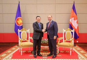 Secretary-General of ASEAN meets with Cambodian Deputy Prime Minister and Minister of Civil Service